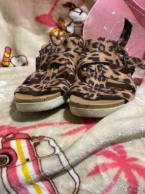 Girls' Leopard Print Sandals - Adjustable Brown Animal Print